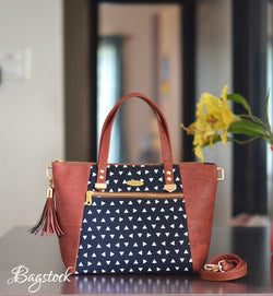Everyday Tote with front zipper